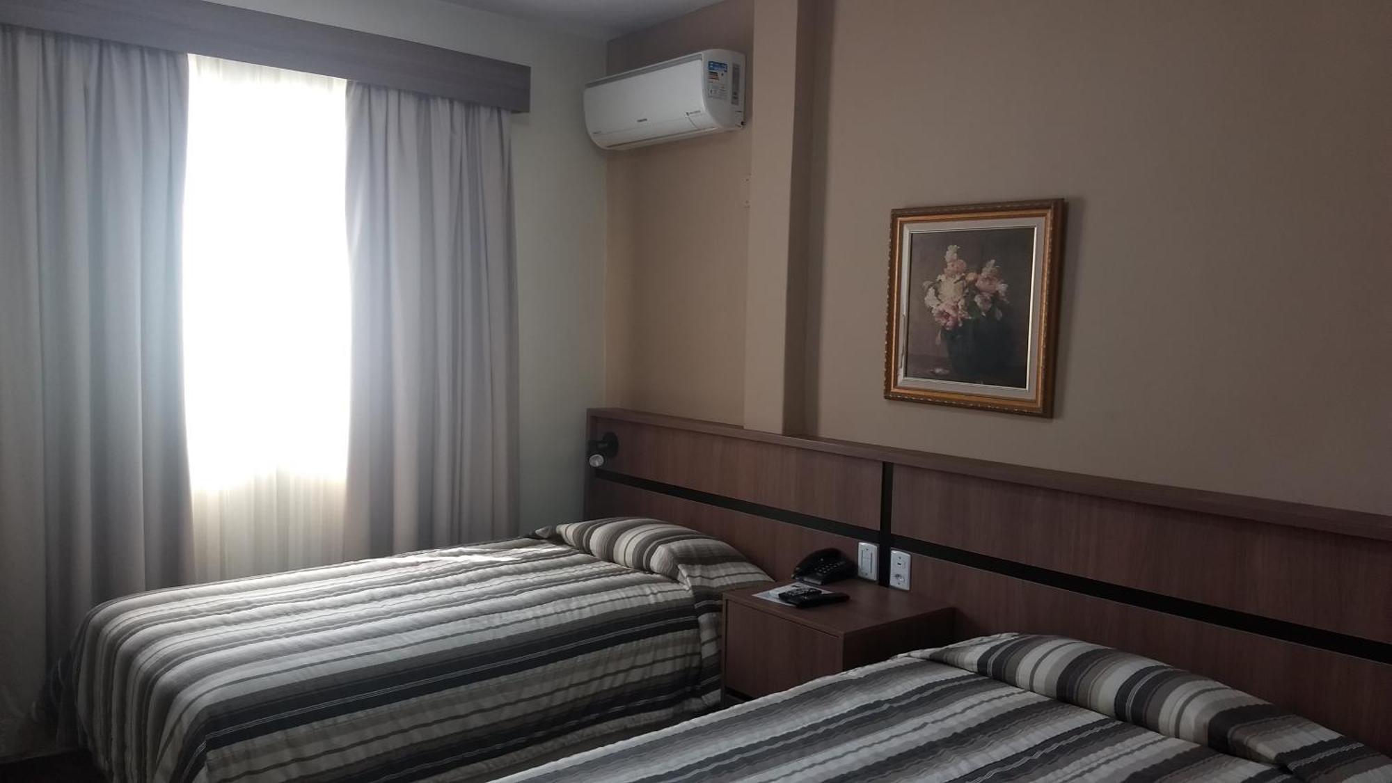 Castel Plaza Hotel Resende Ruang foto